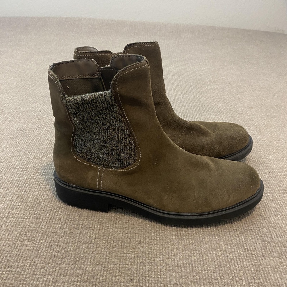 Clarks Chelsea Boots Womens Size 11 Brown Suede Ankle Zip Knit Panel Lug Sole